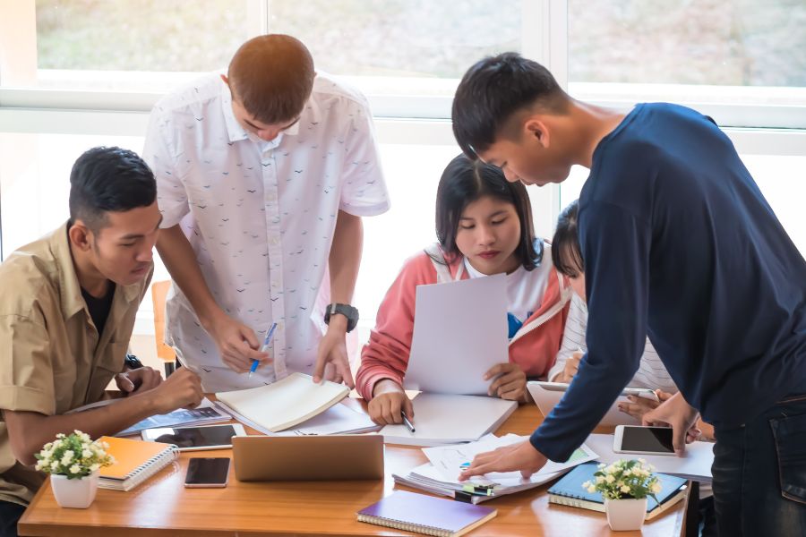 No Image
                            </div>
                            <div class=